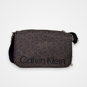 bandolera calvin klein (marrón monograma)